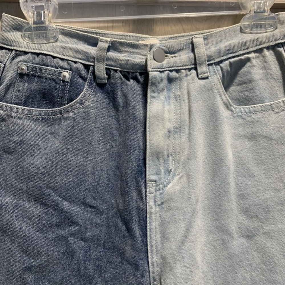Pol Two-Tone Distressed Denim Ankle Length Jeans Size S NWOT - Picture 4 of 8